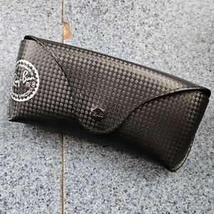 Ray-Ban Case